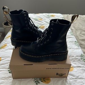 Dr. Marten Jadon Quad Retro Platform Polished Smooth Boot - 8